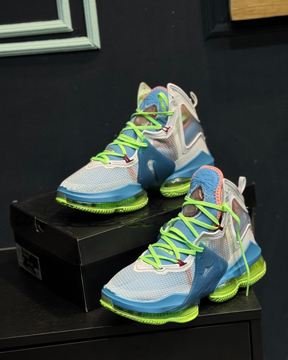 Nike lebron 19