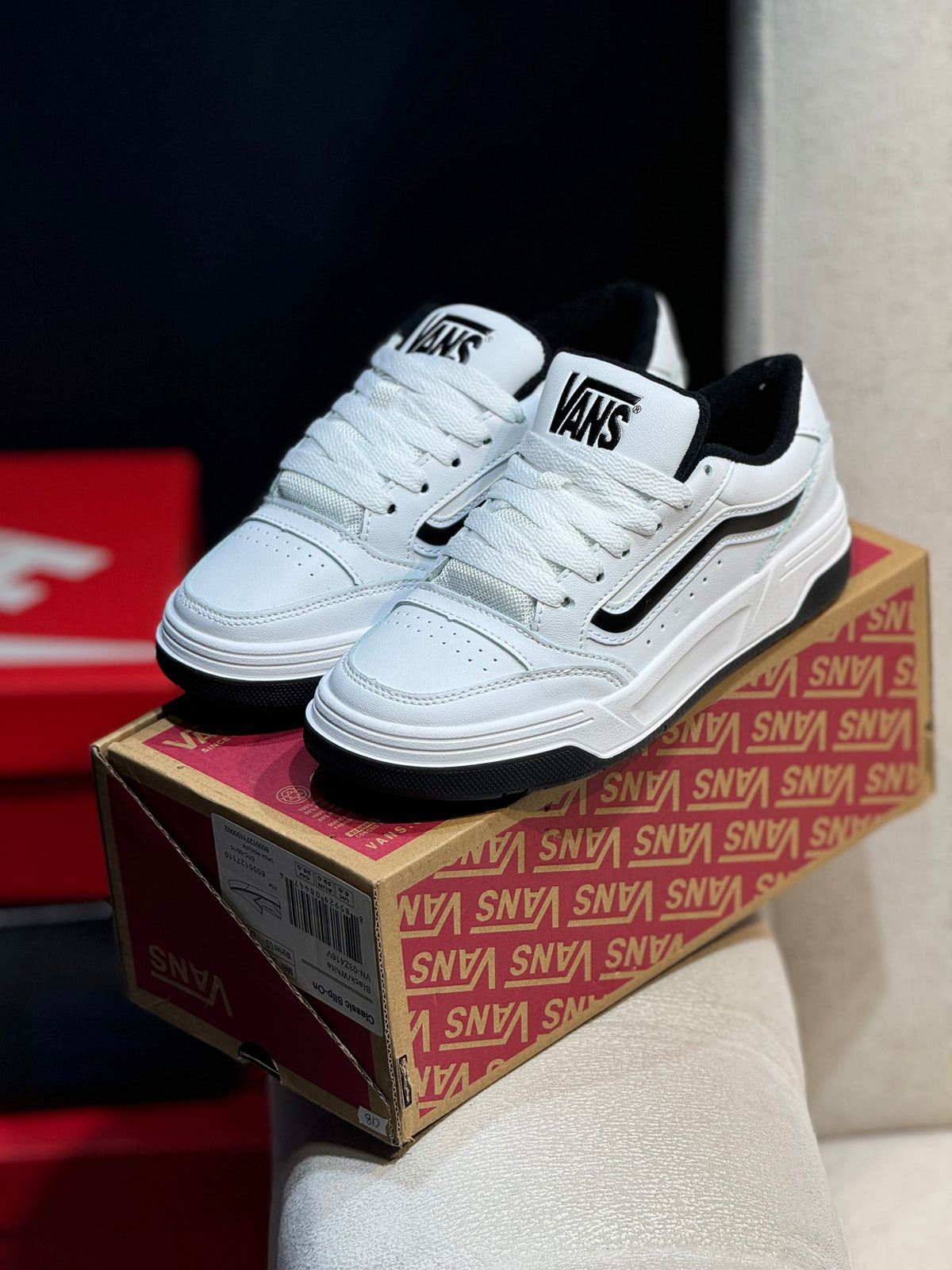 Vans hylane