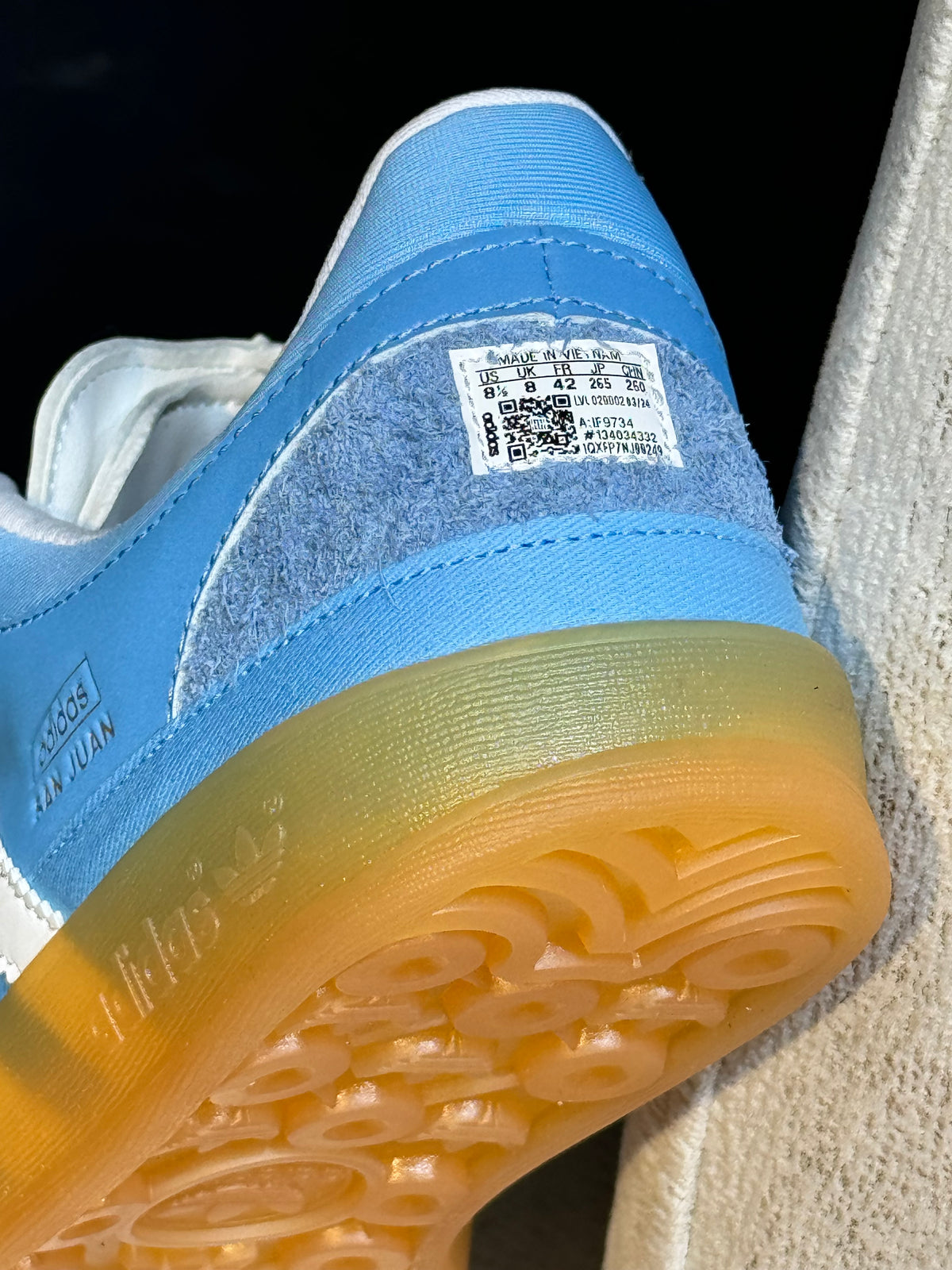 Adidas gazelle benito