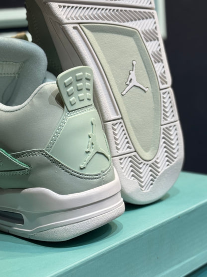 Jordan retro 4 abundance