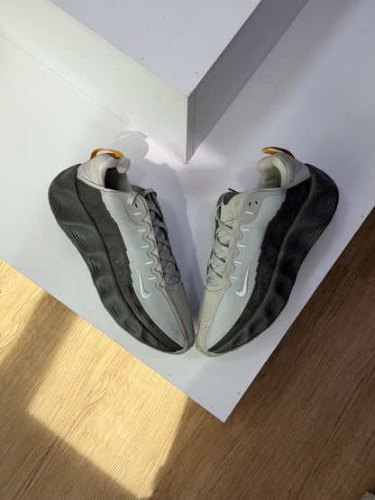 NIKE AVA ROVER