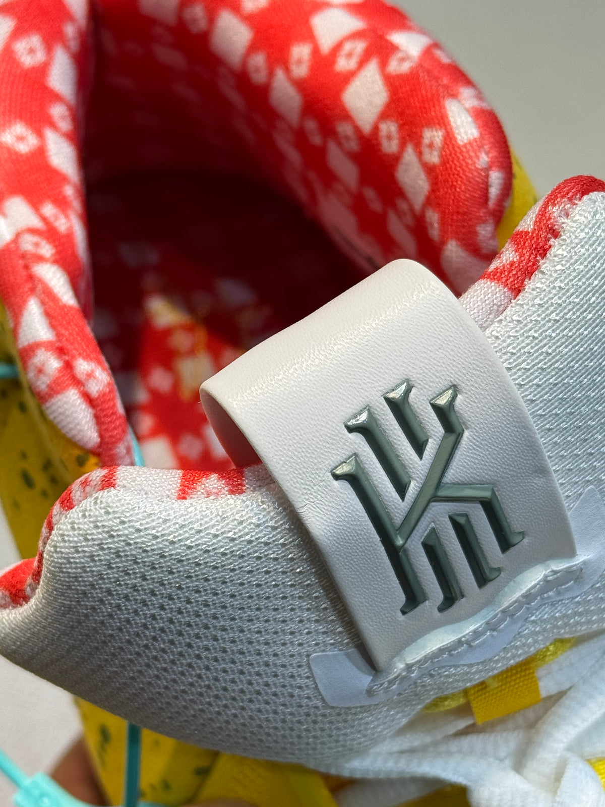 Nike kyrie 4 power