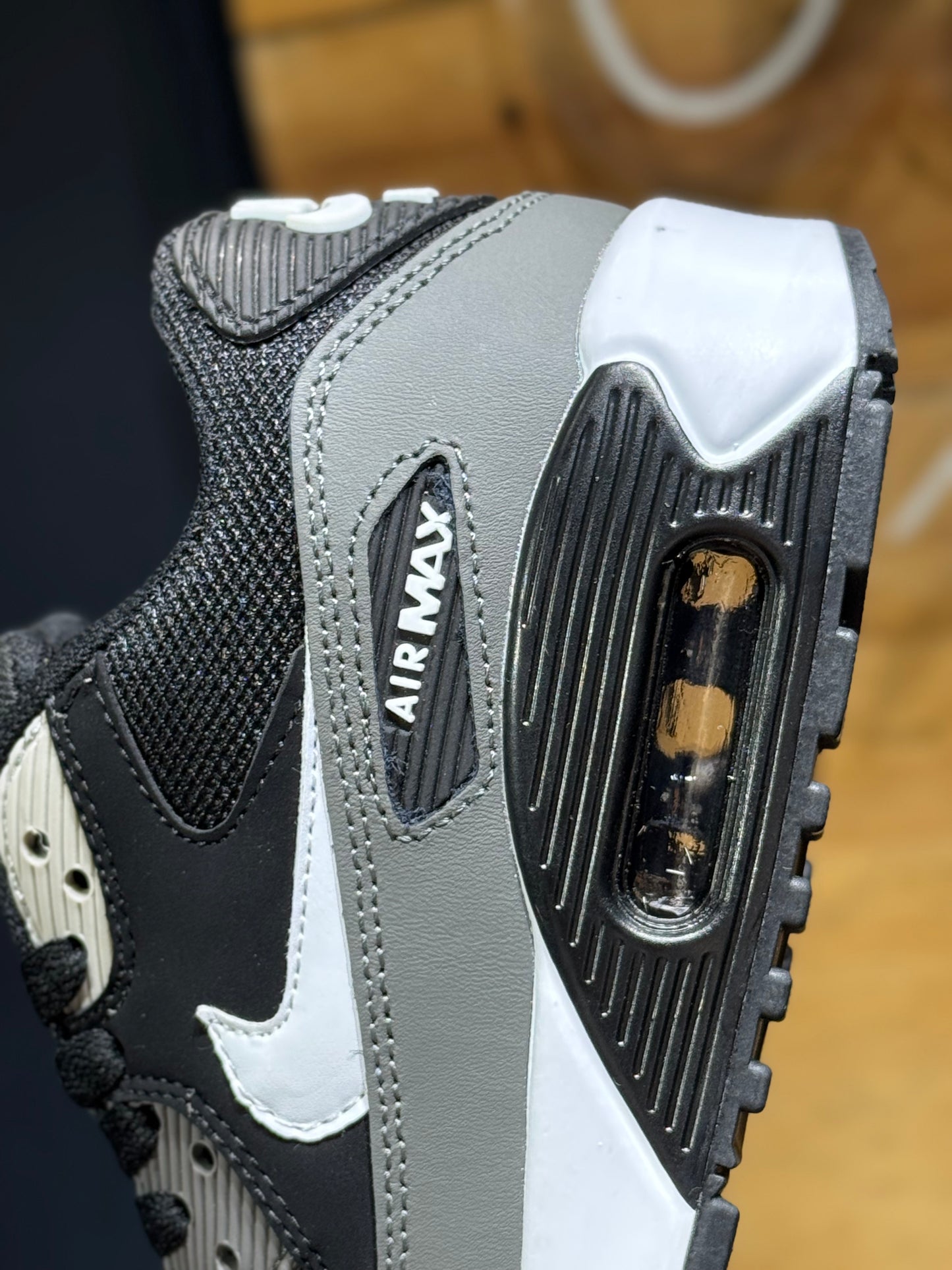 Nike Air Max 90