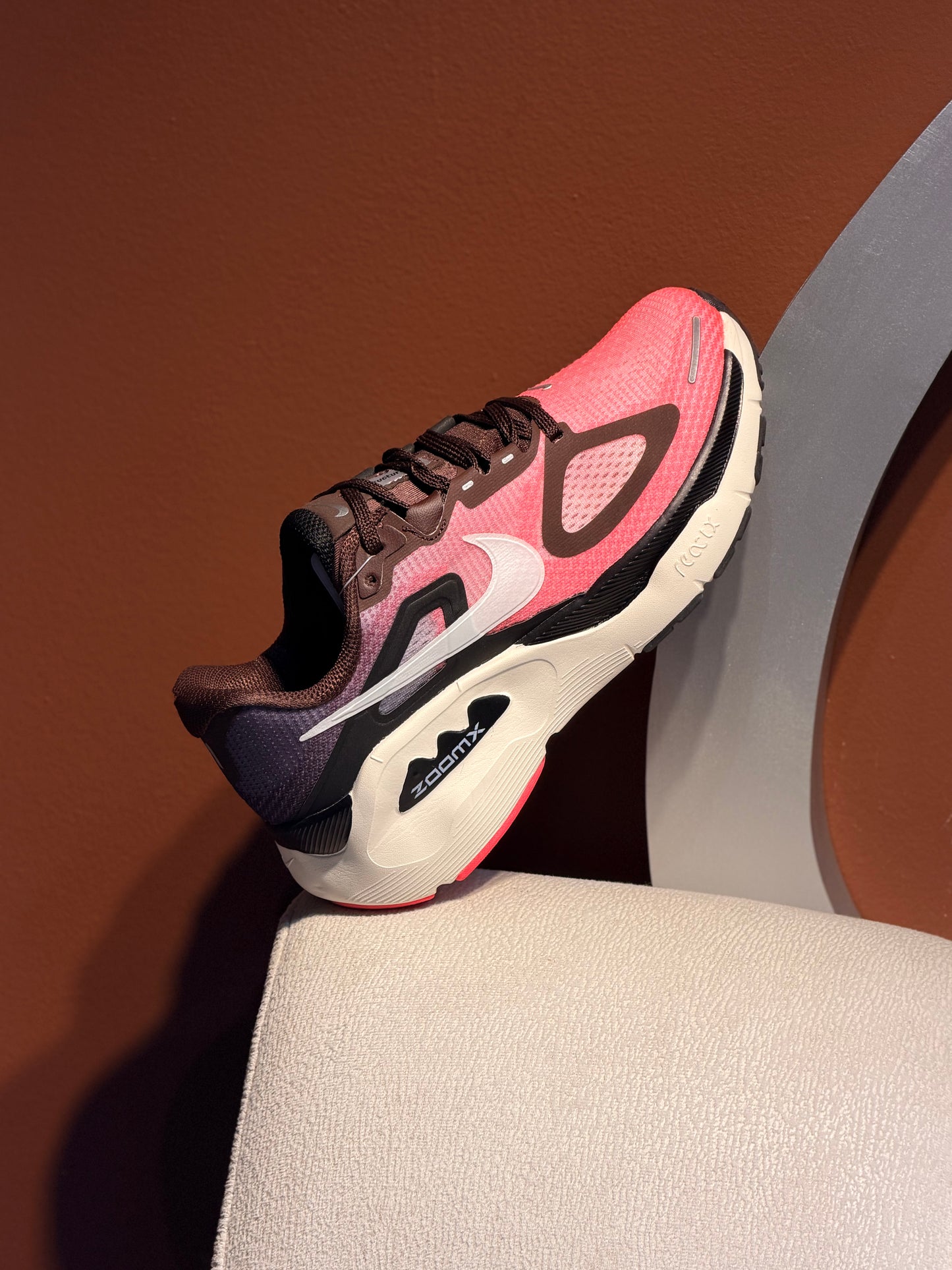 Nike structure plus