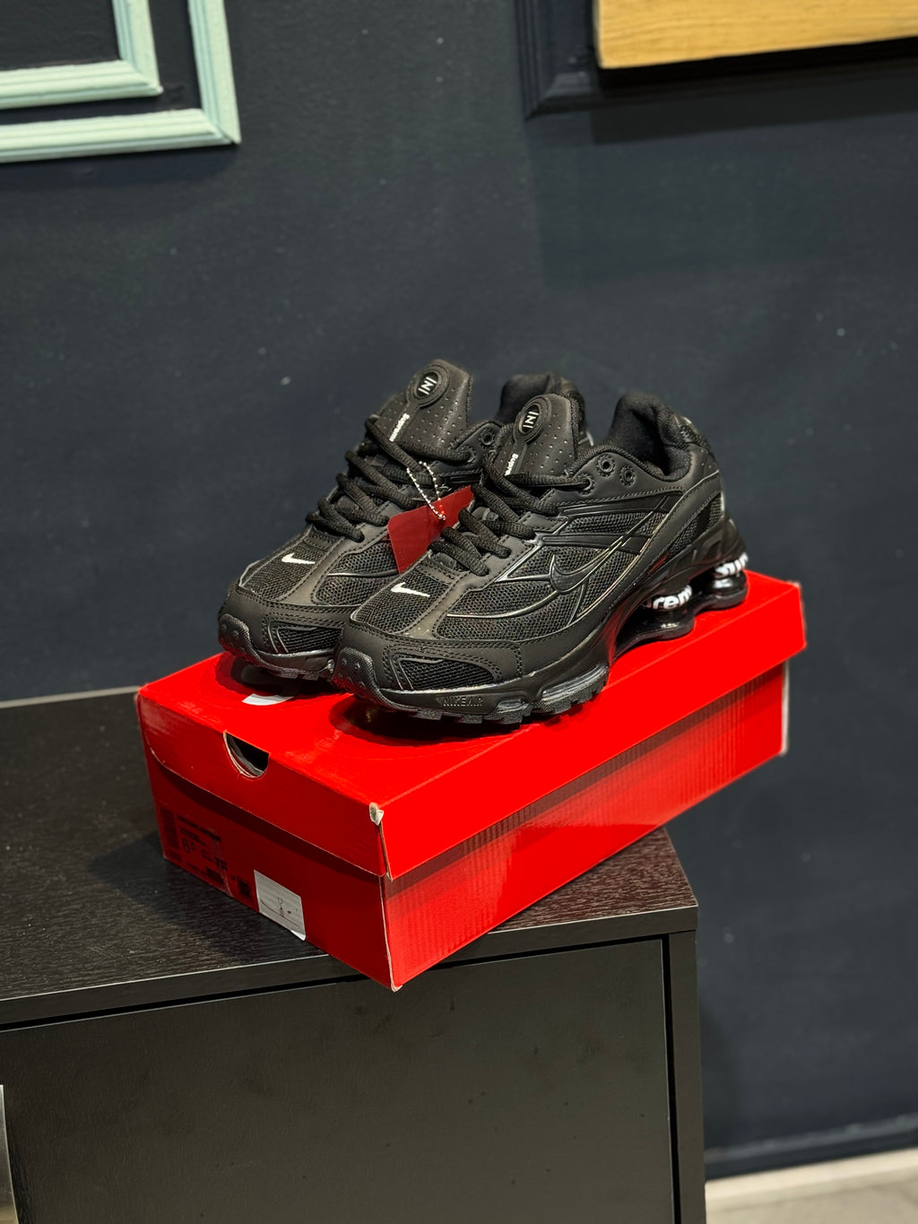 Nike shox x supreme