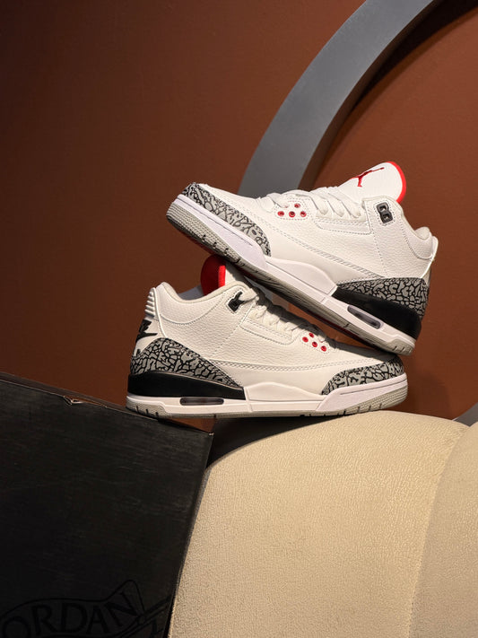 Jordan retro 3 white