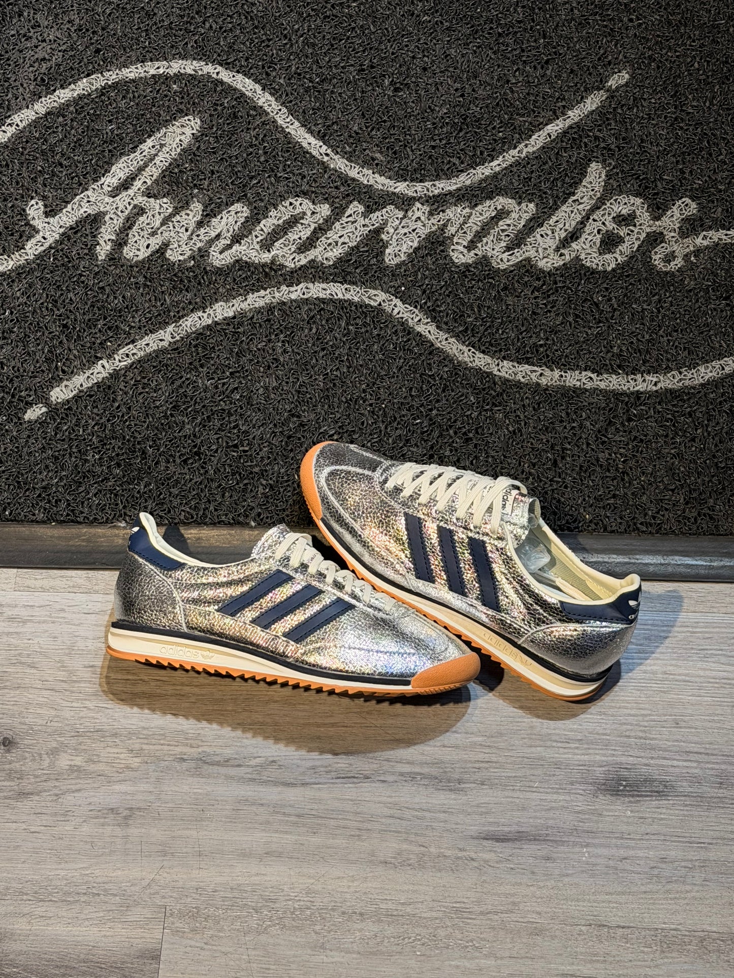 Adidas SL 72
