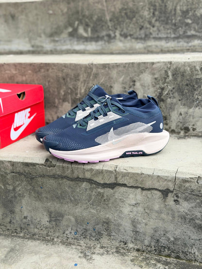 NIKE TRAIL