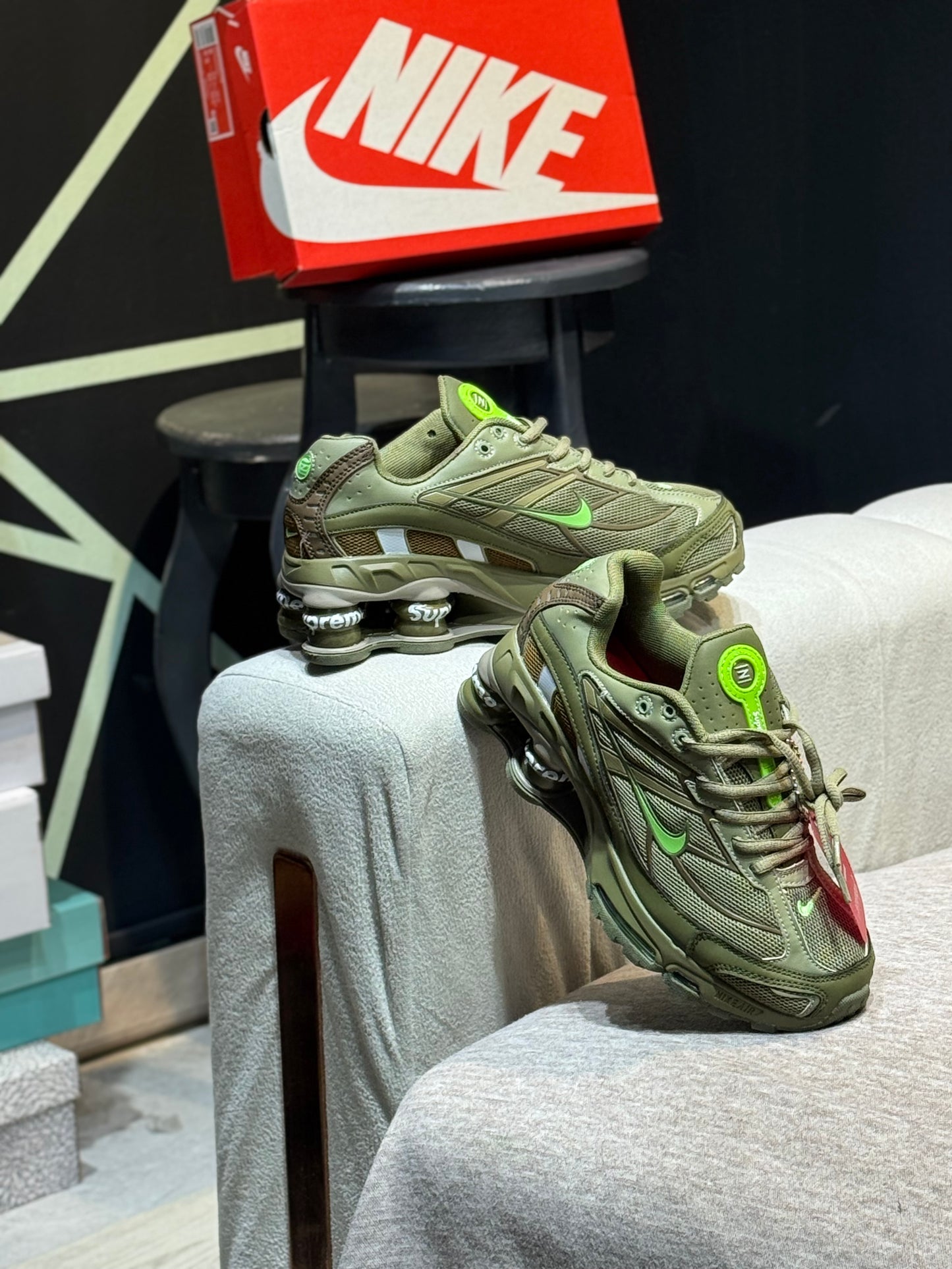 Nike shox x supreme