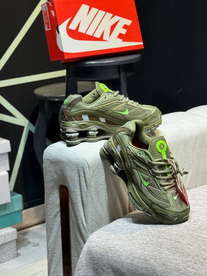 Nike shox x supreme