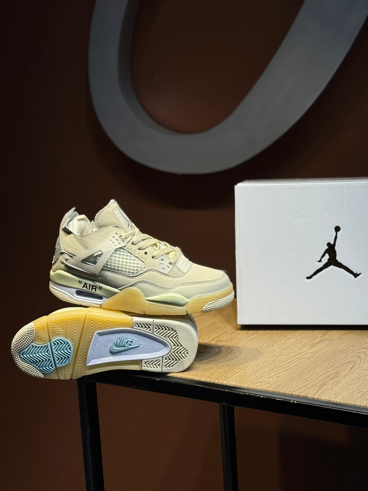 Jordan retro 4 Off white