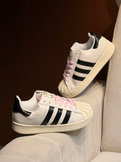 Adidas x pharrell Williams