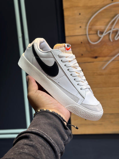 Nike blazer