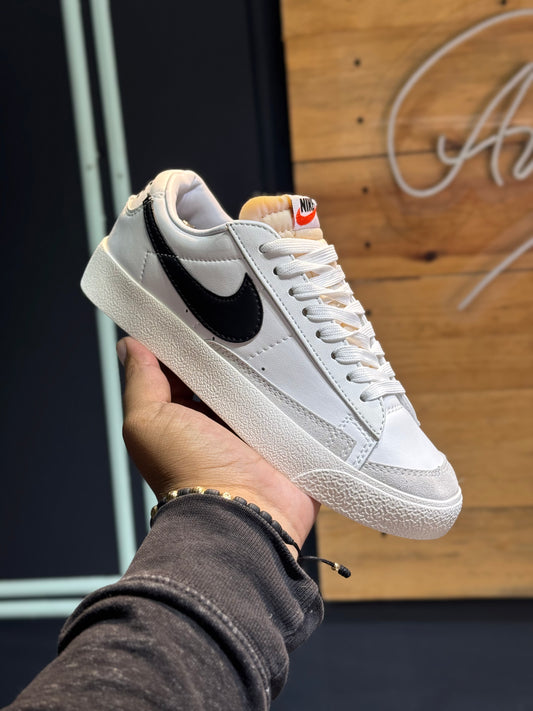 Nike blazer
