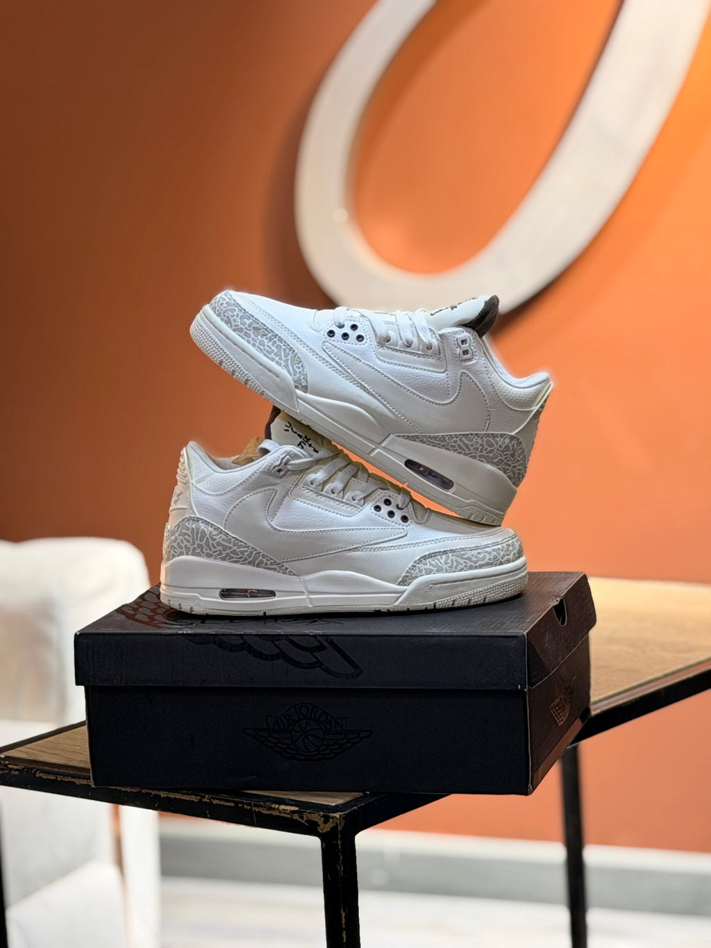 Jordan retro 3 x travis