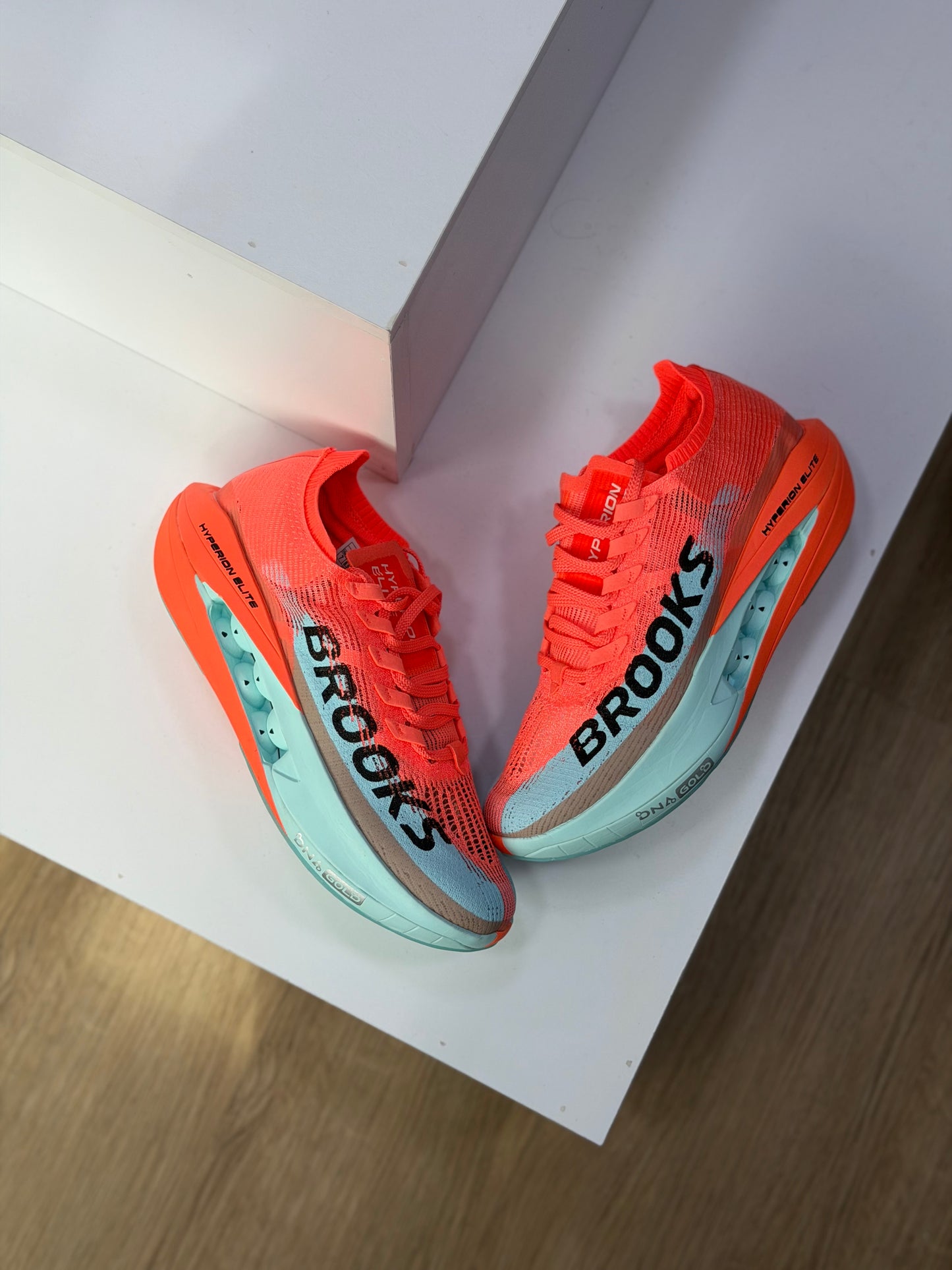 BROOKS