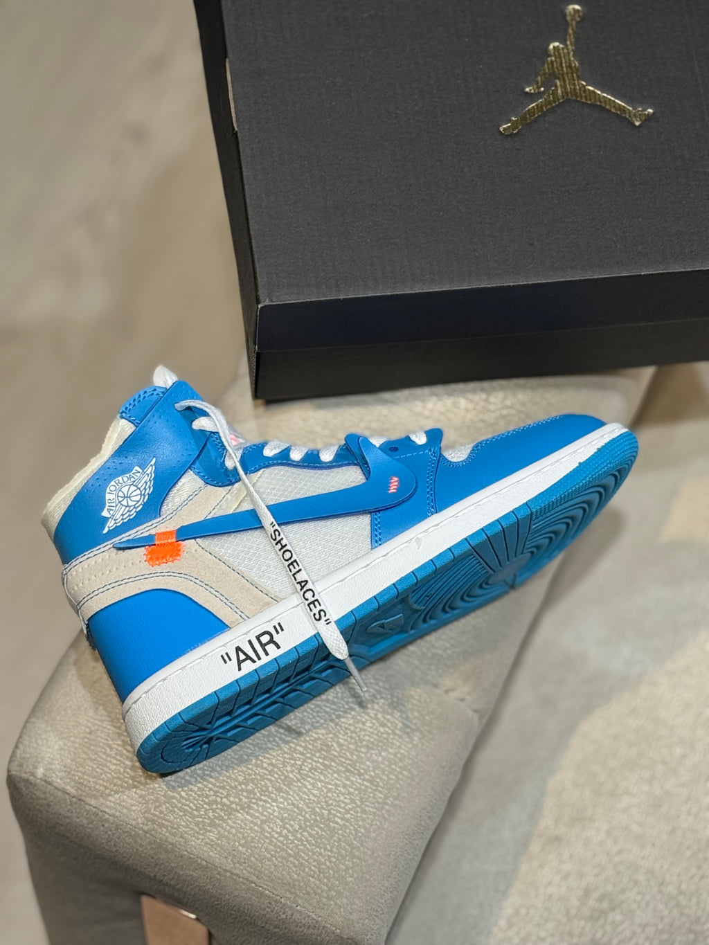 Jordan retro 1 x off withe