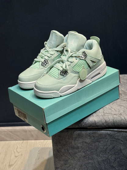 Jordan retro 4 abundance