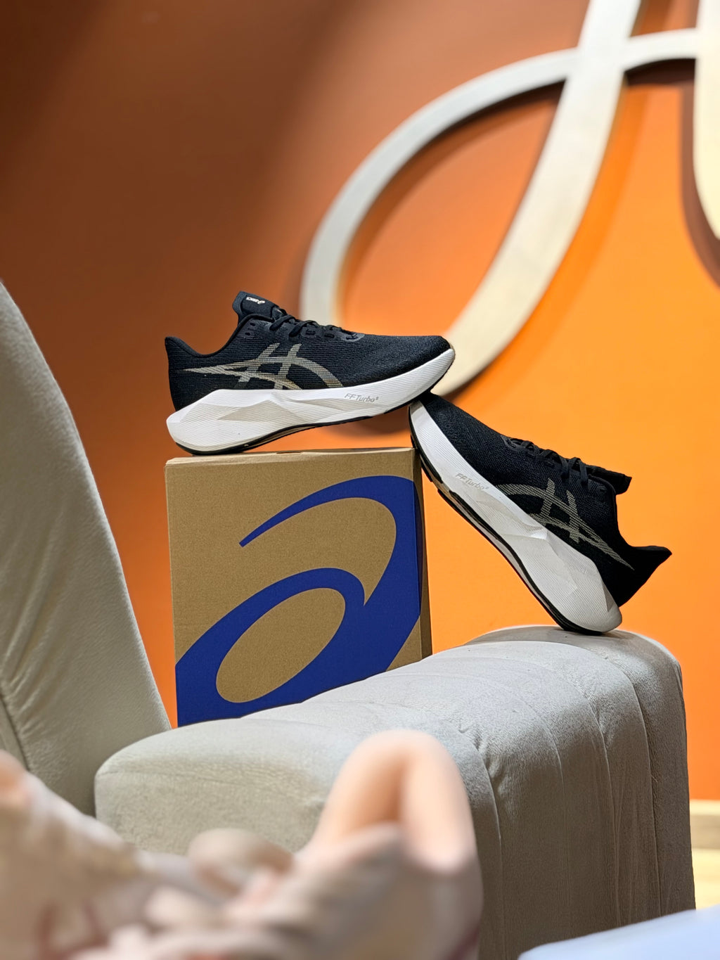 Asics nova Blast 6