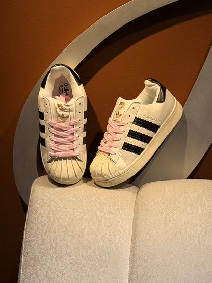 Adidas x pharrell Williams