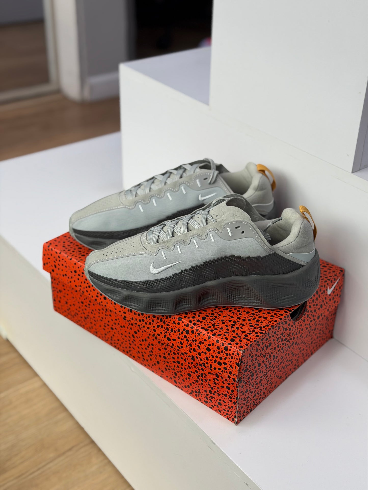 NIKE AVA ROVER