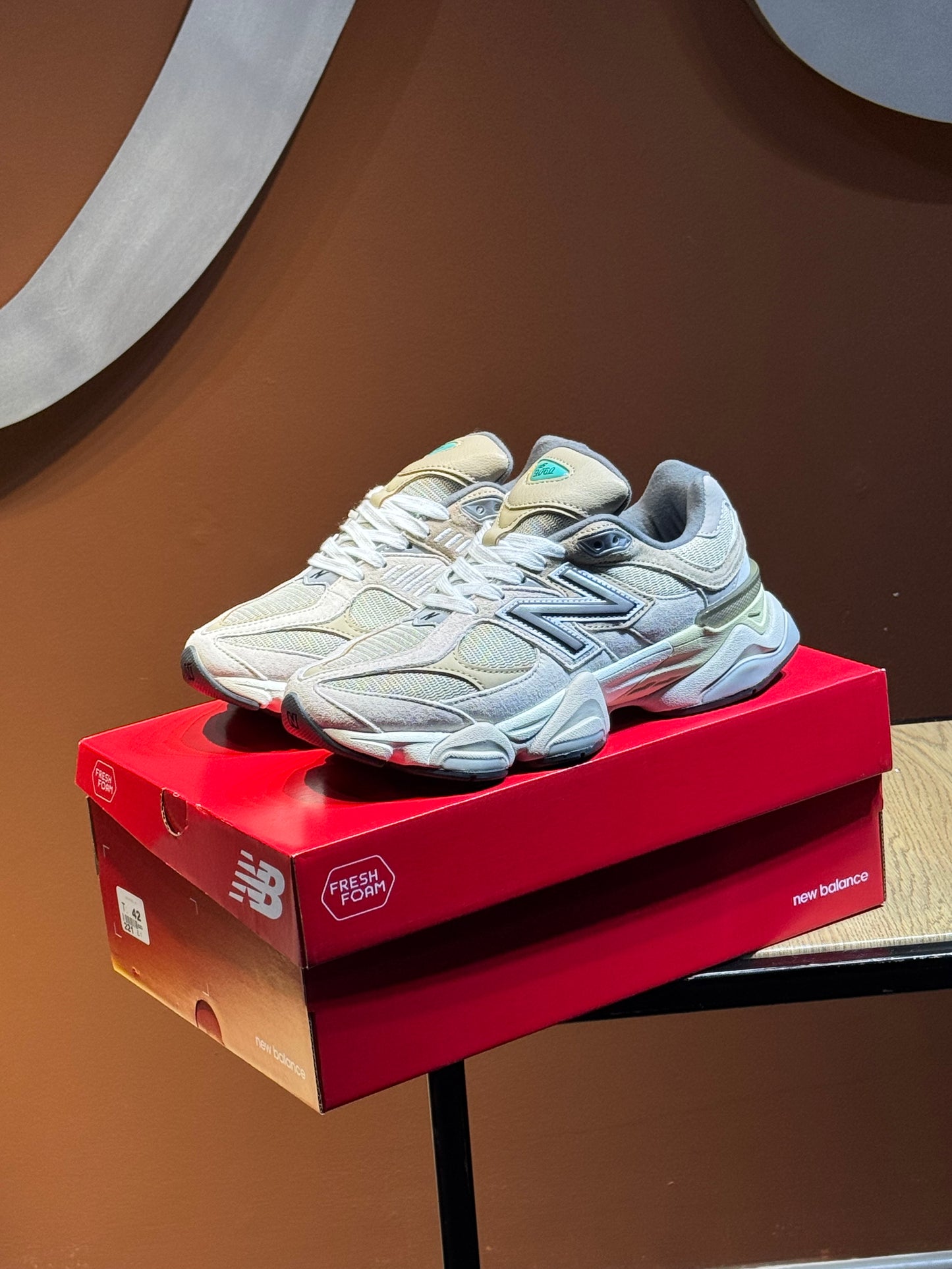 New Balance 9060
