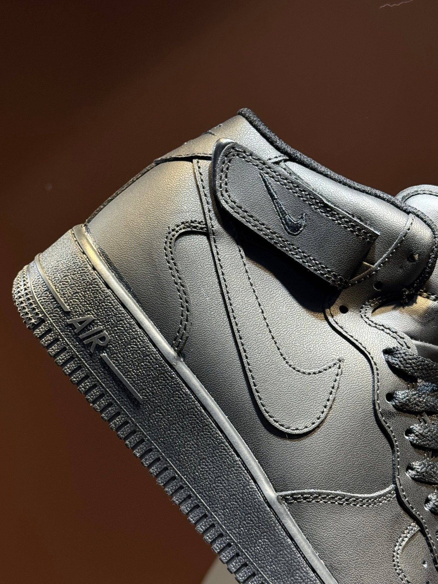 Nike Air Force ona black