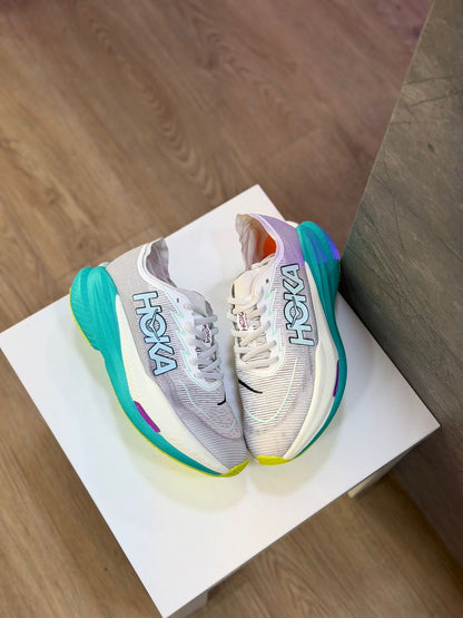 HOKA MATCH 2