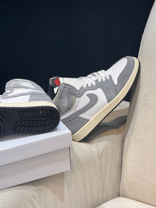 Jordan retro 1 high washed black