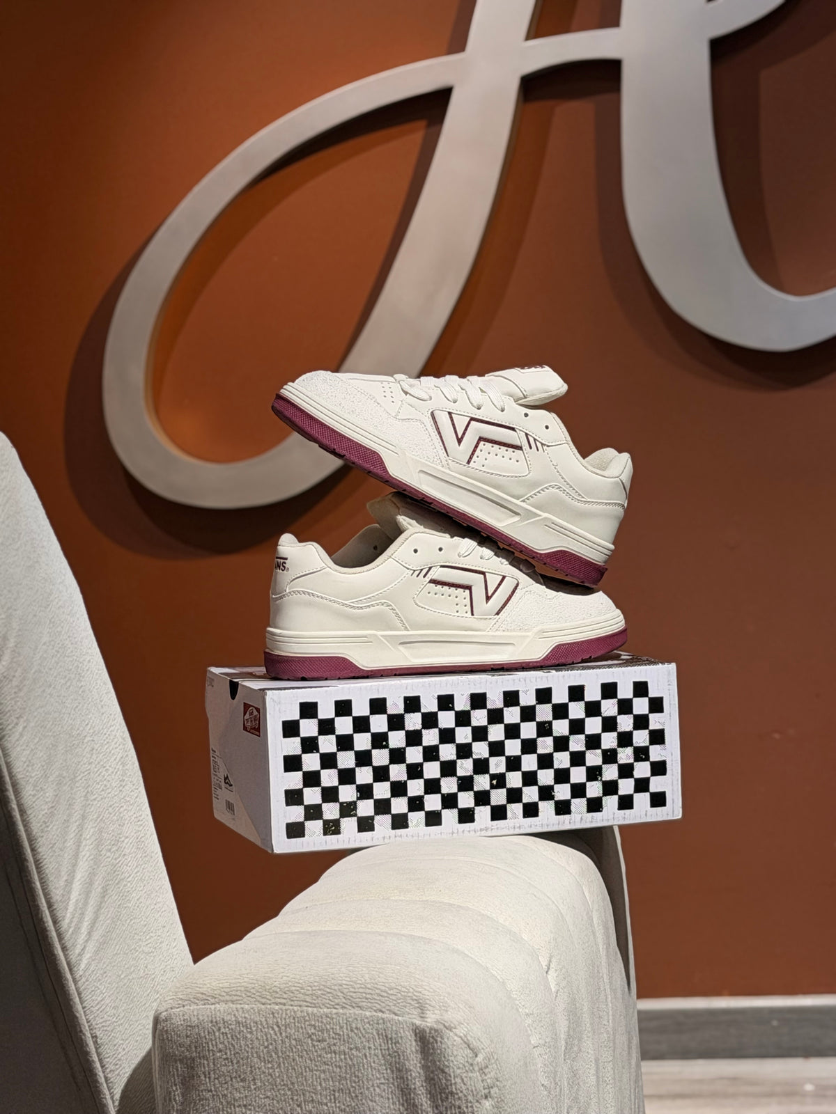 Vans upland