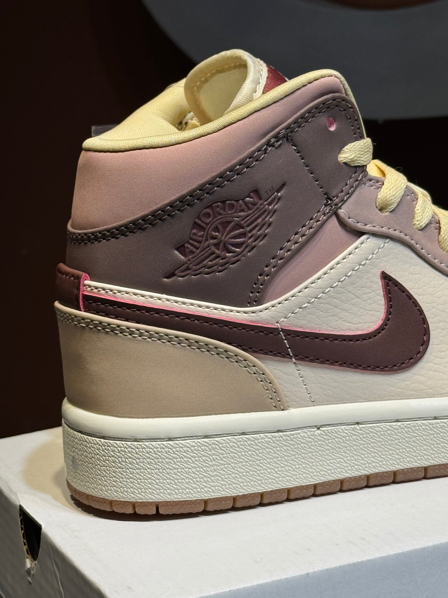 Jordan retro 1