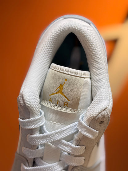 Jordan retro 1 low