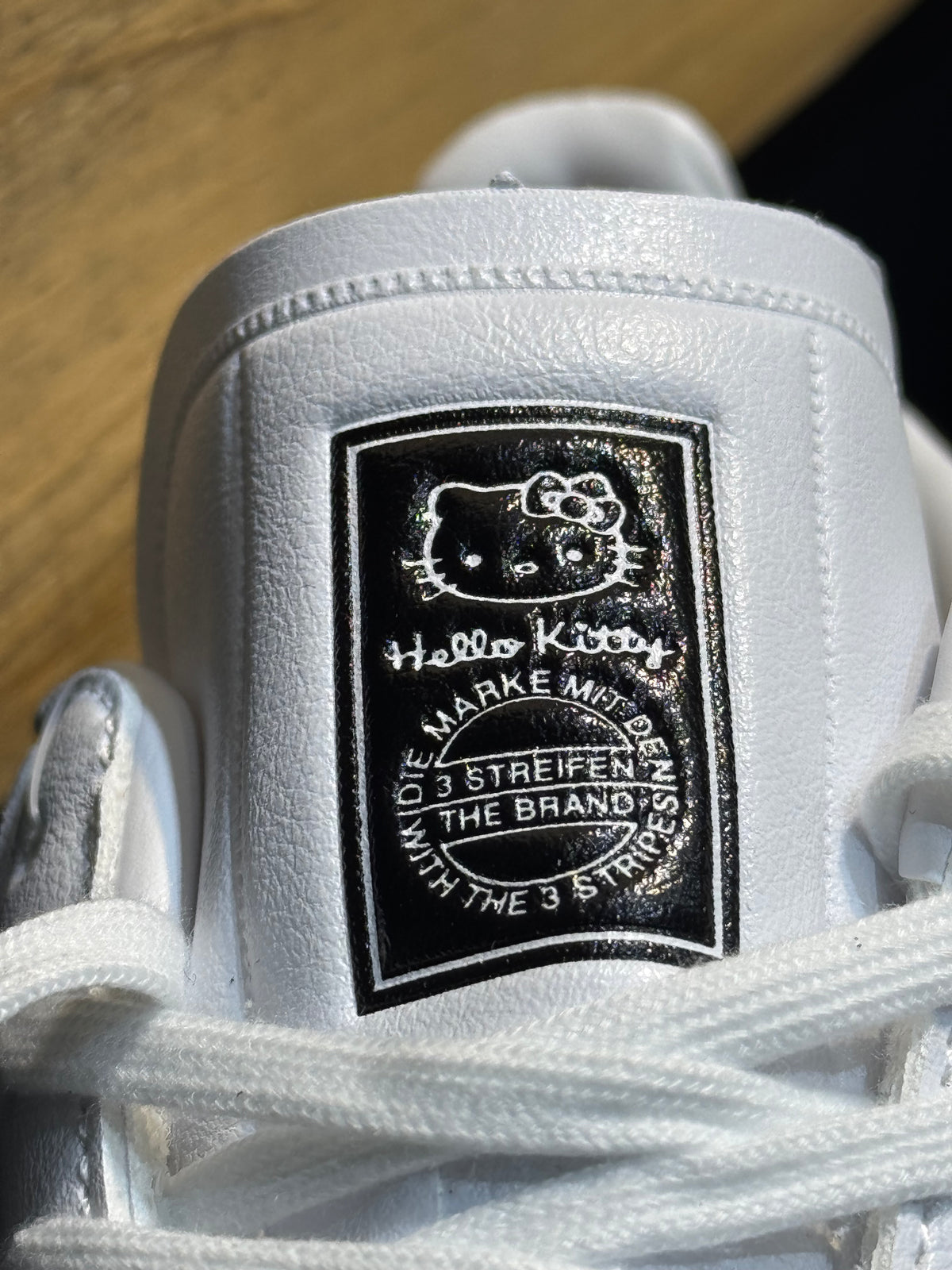 Adidas gazelle x hello kitty