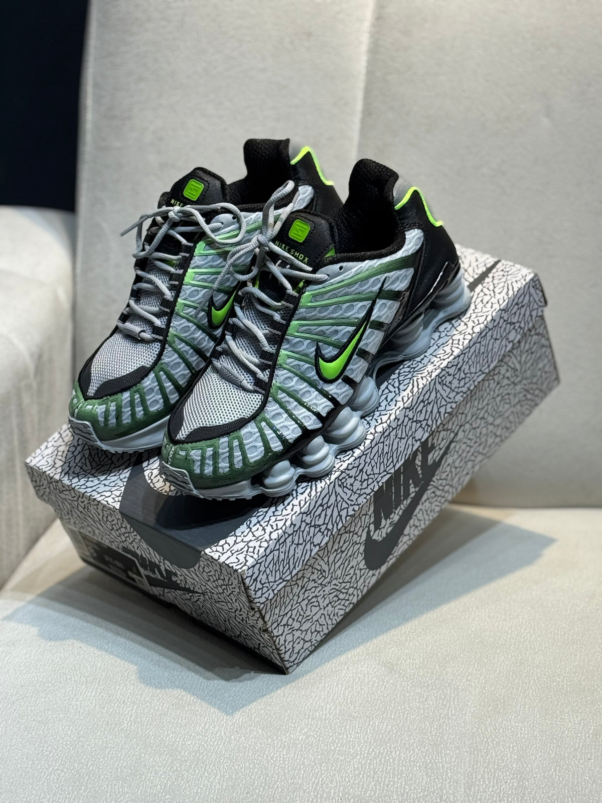 Nike shox