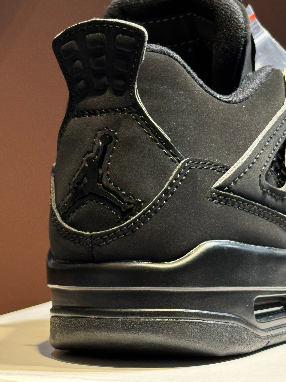 Jordan retro 4 black