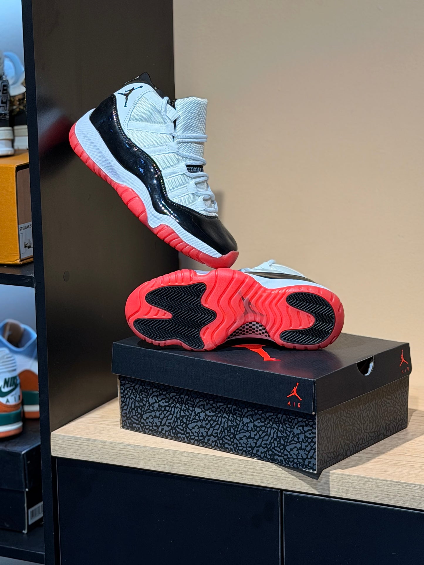 Jordan retro 11