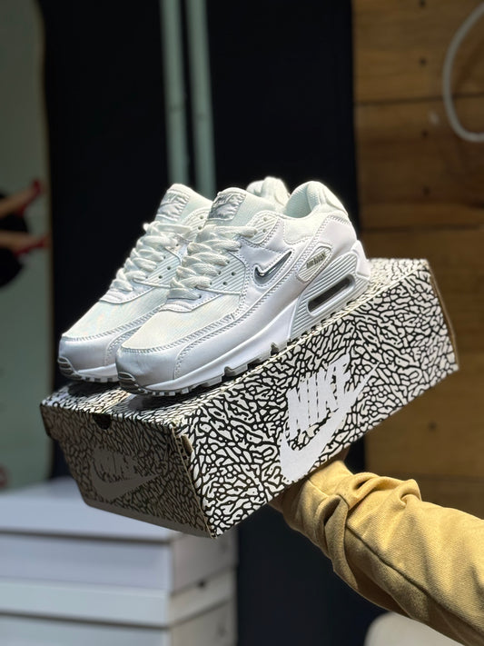 Nike Air Max 90