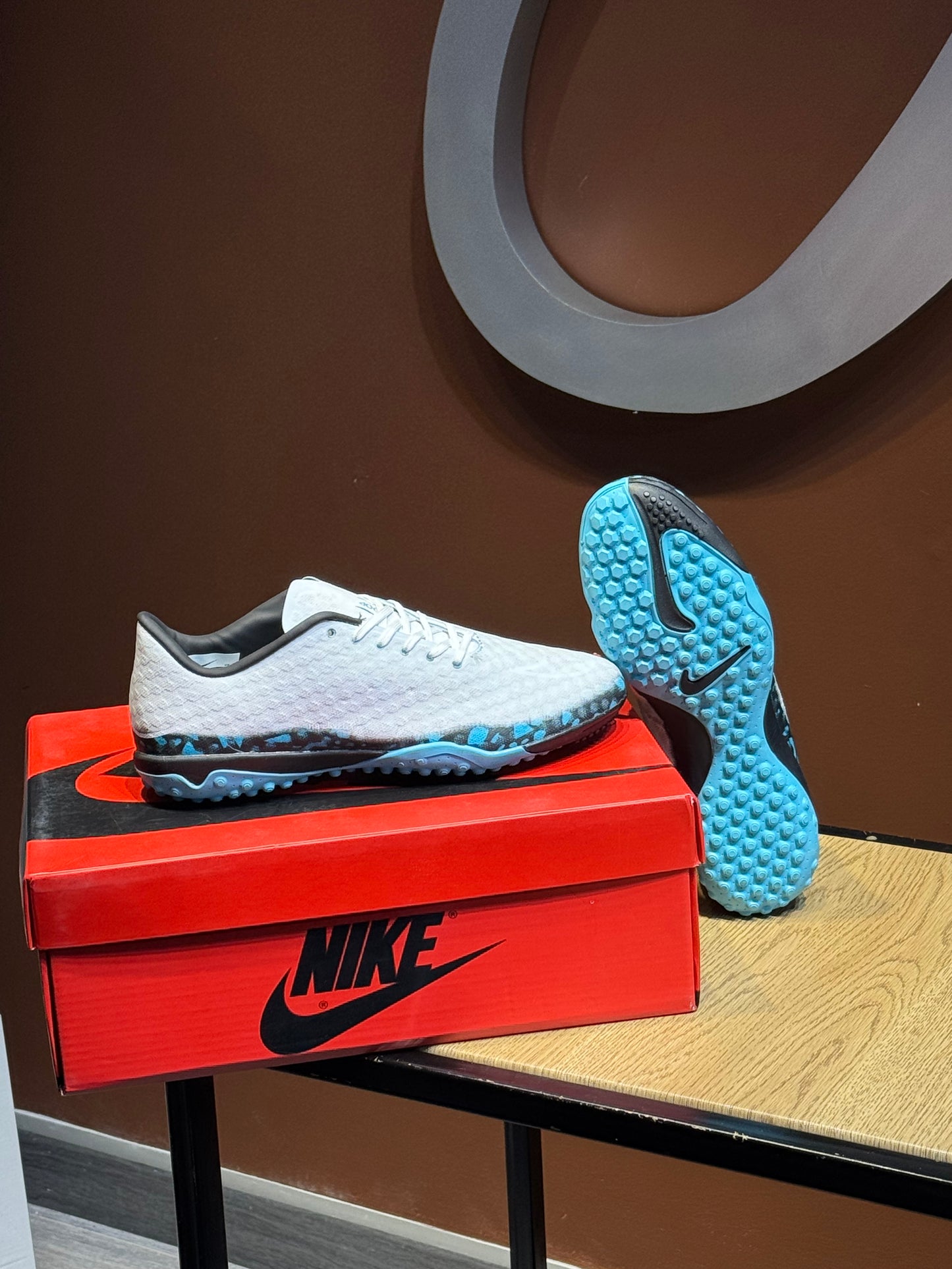 Torretin Nike hypervenom