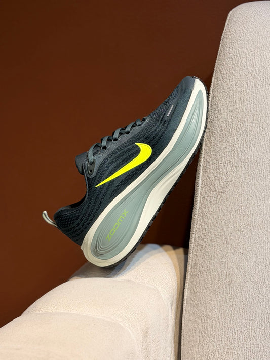 Nike vomero plus