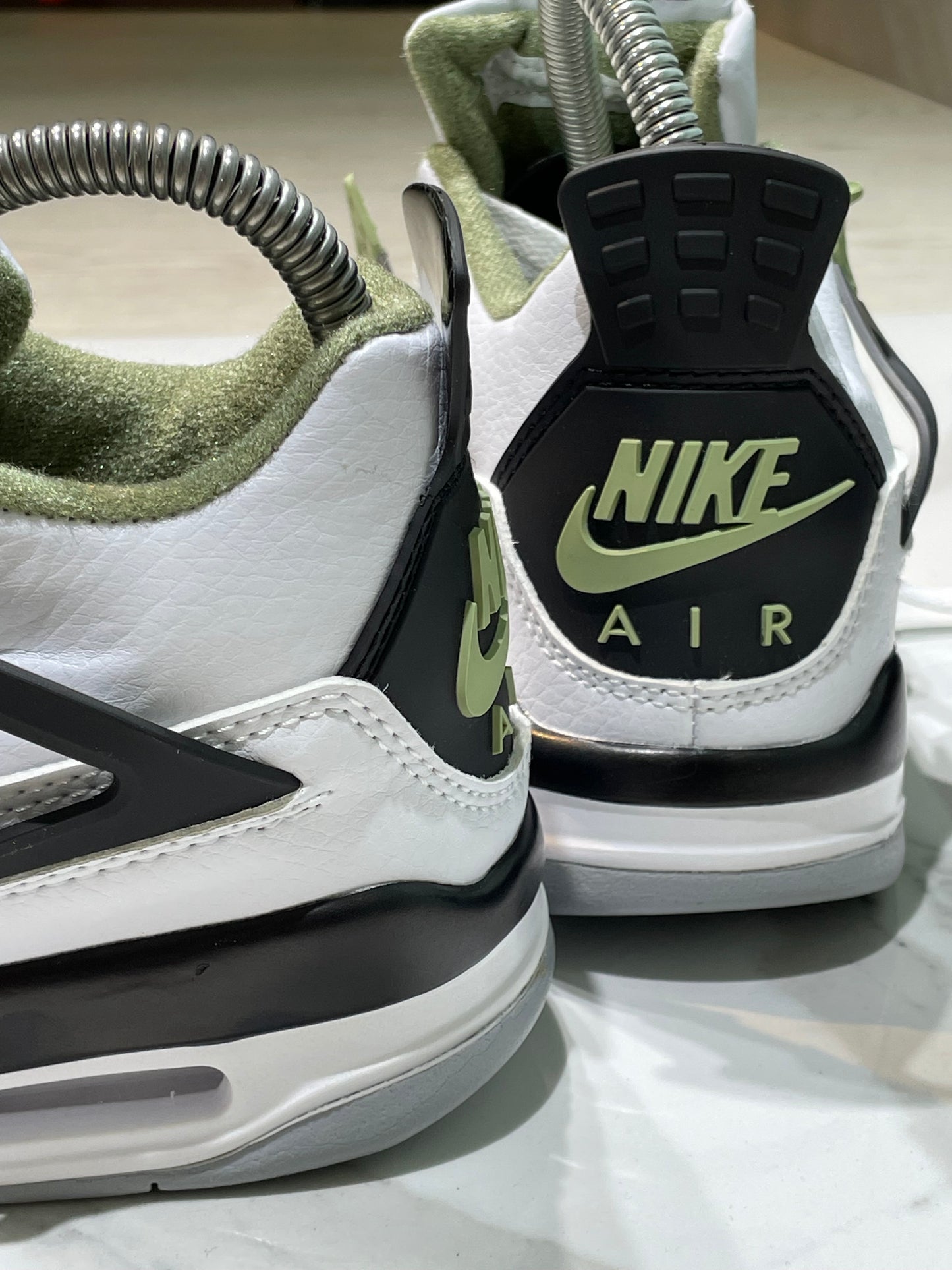 Jordan retro 4