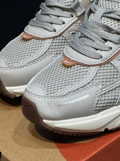 Nike V2K