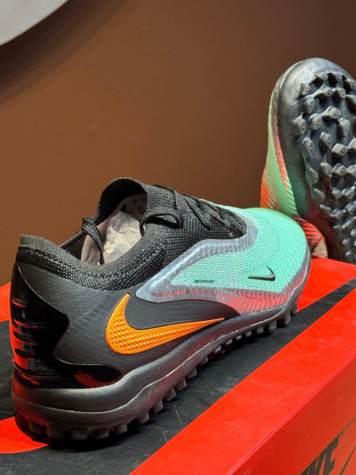 Torretin Nike phantom