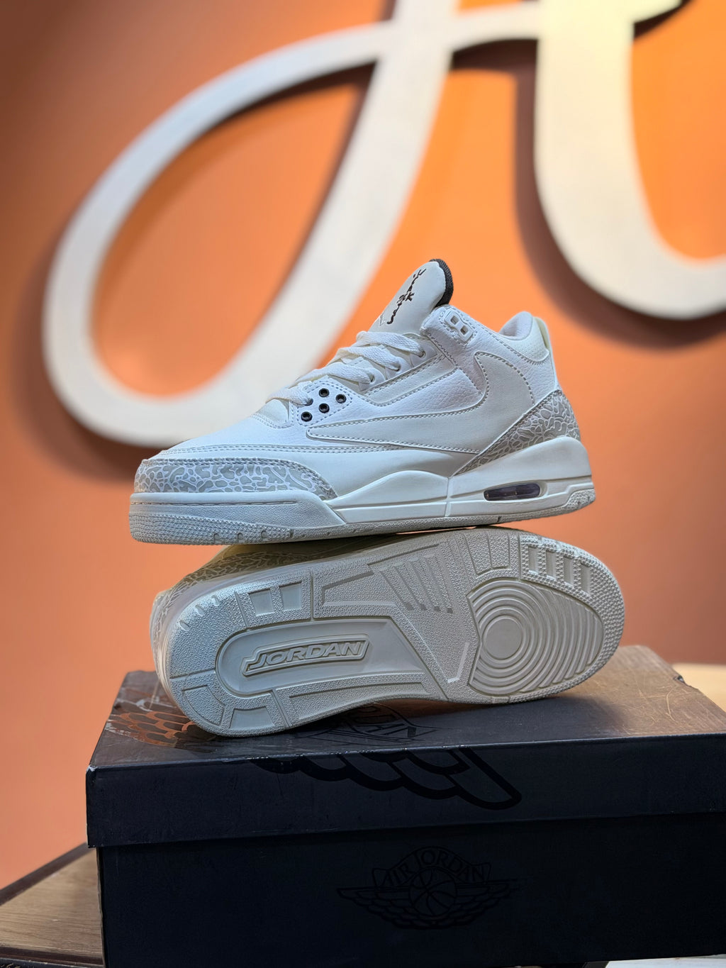 Jordan retro 3 x travis