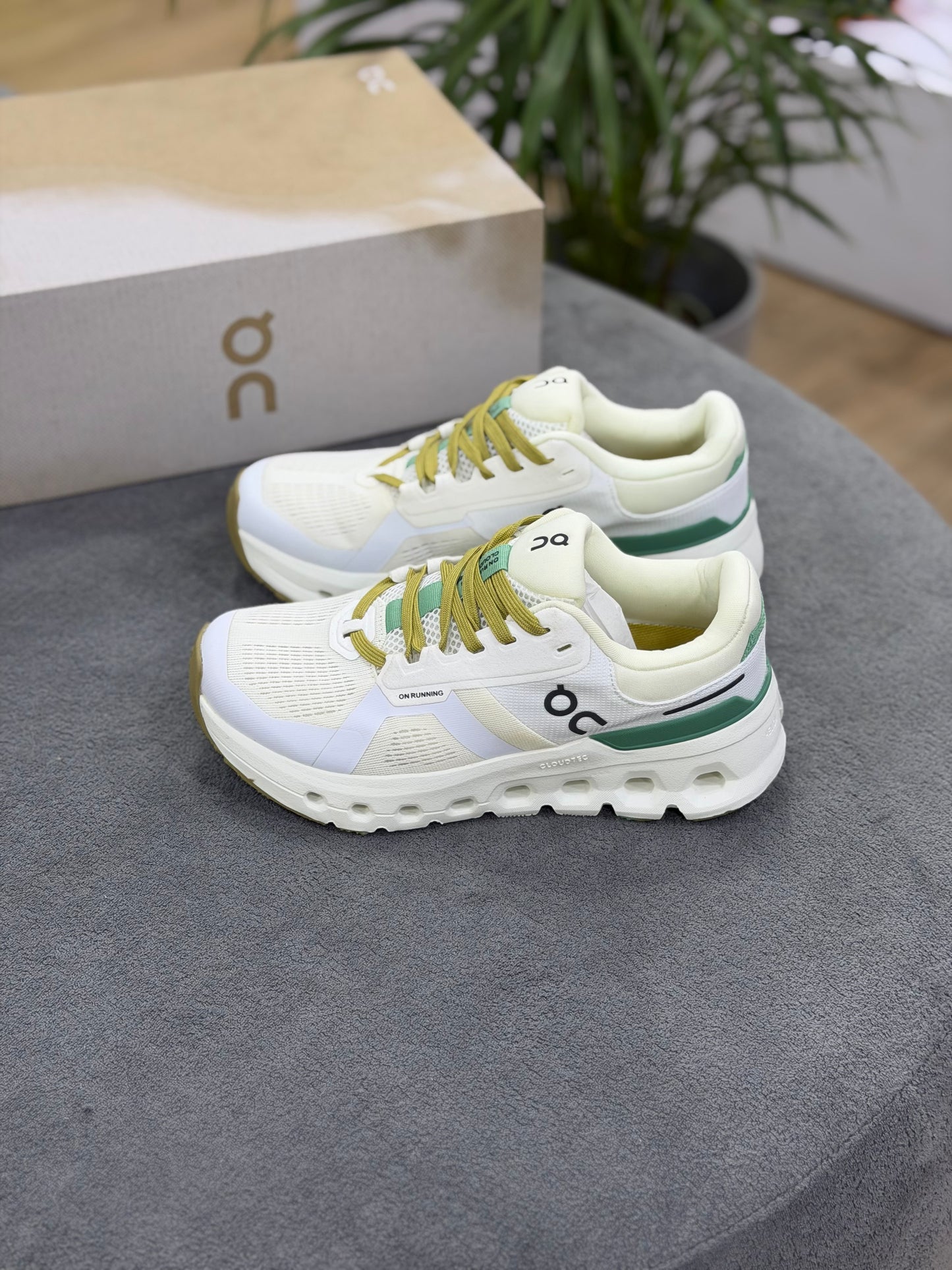 ON RUNNER