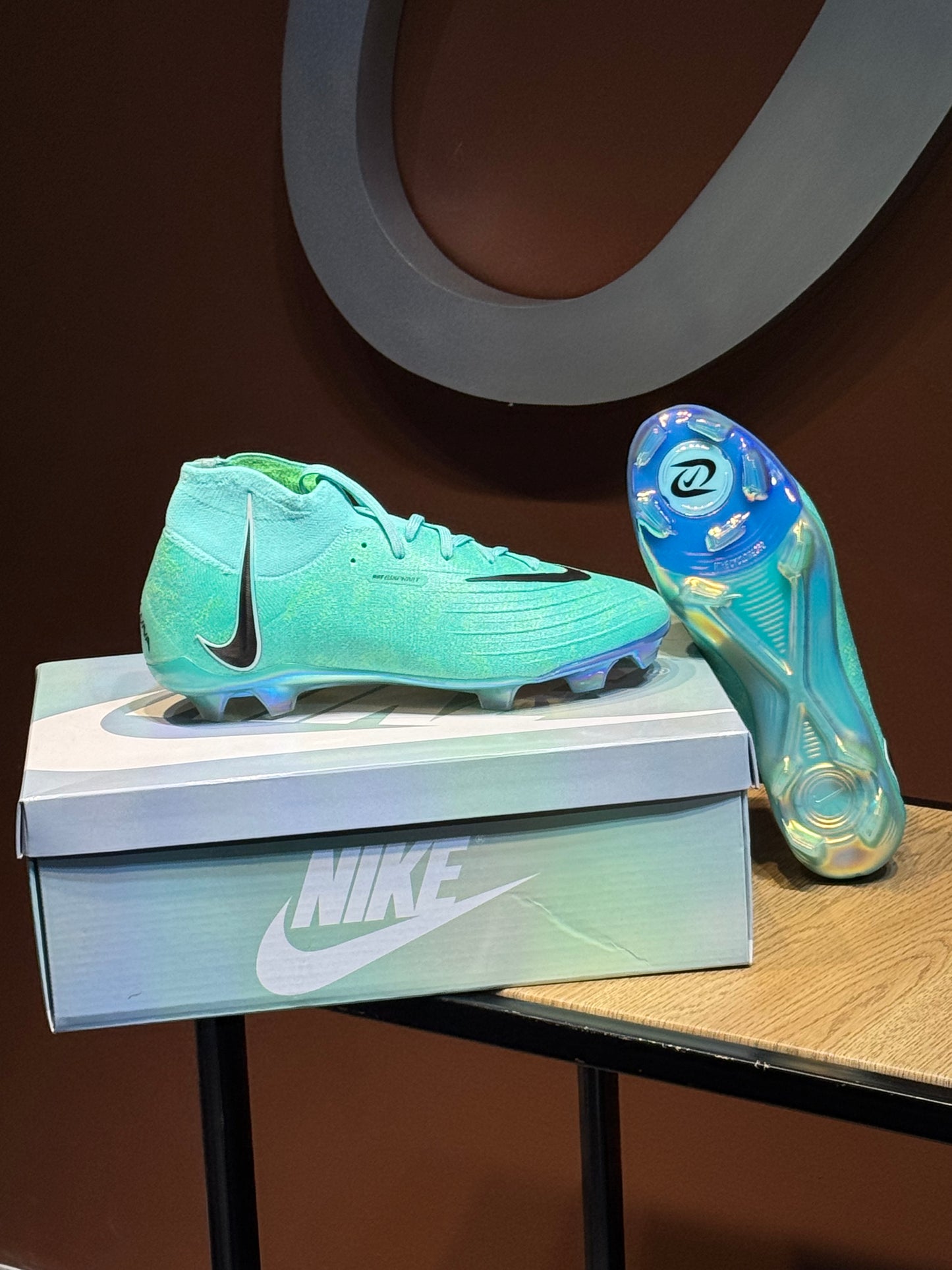 Guayos Nike w phantom luna