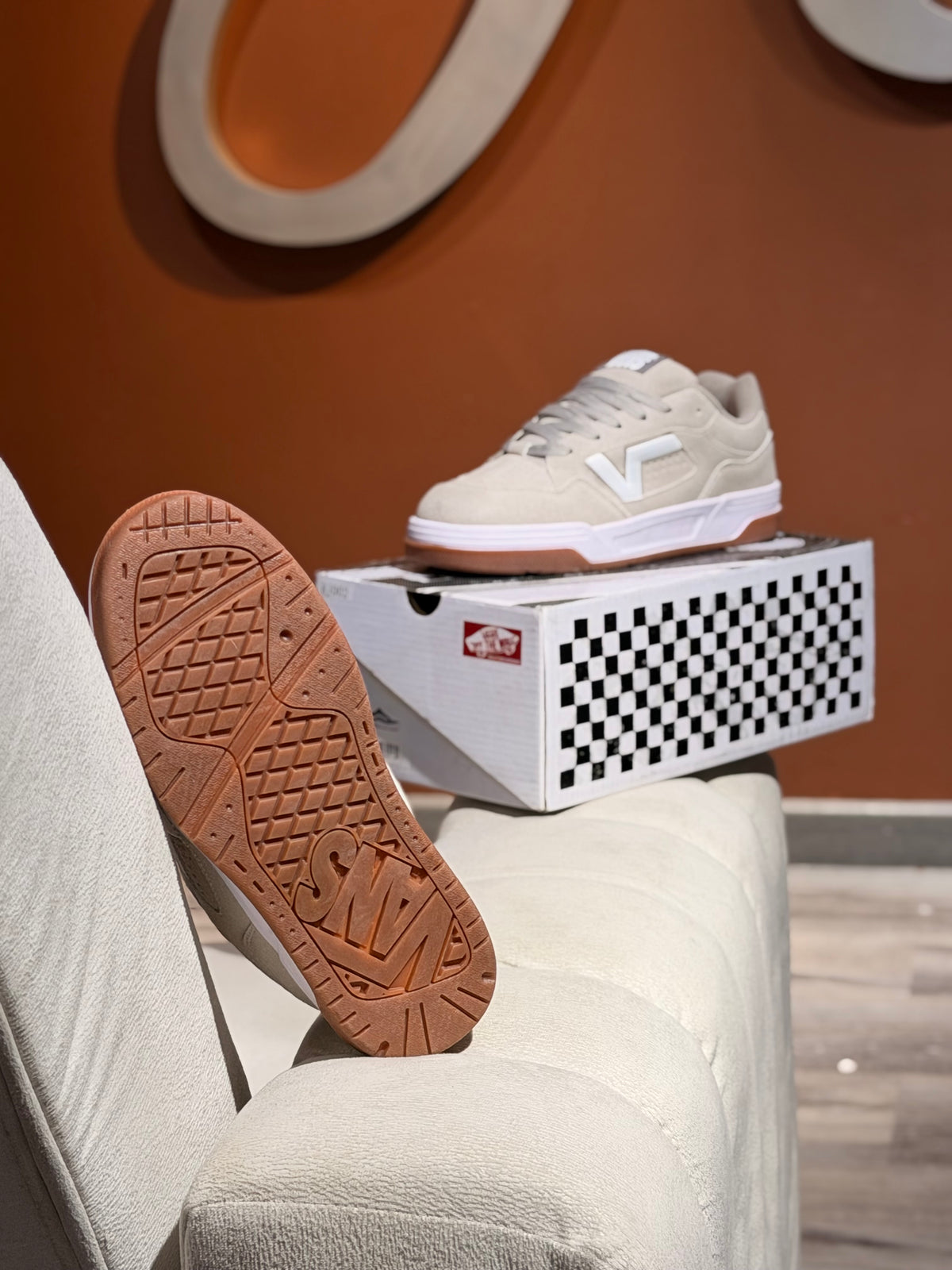 Vans upland