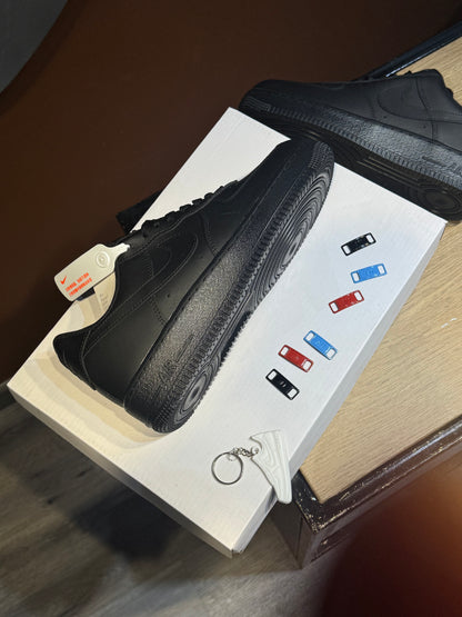 Nike Air Force one black zapato