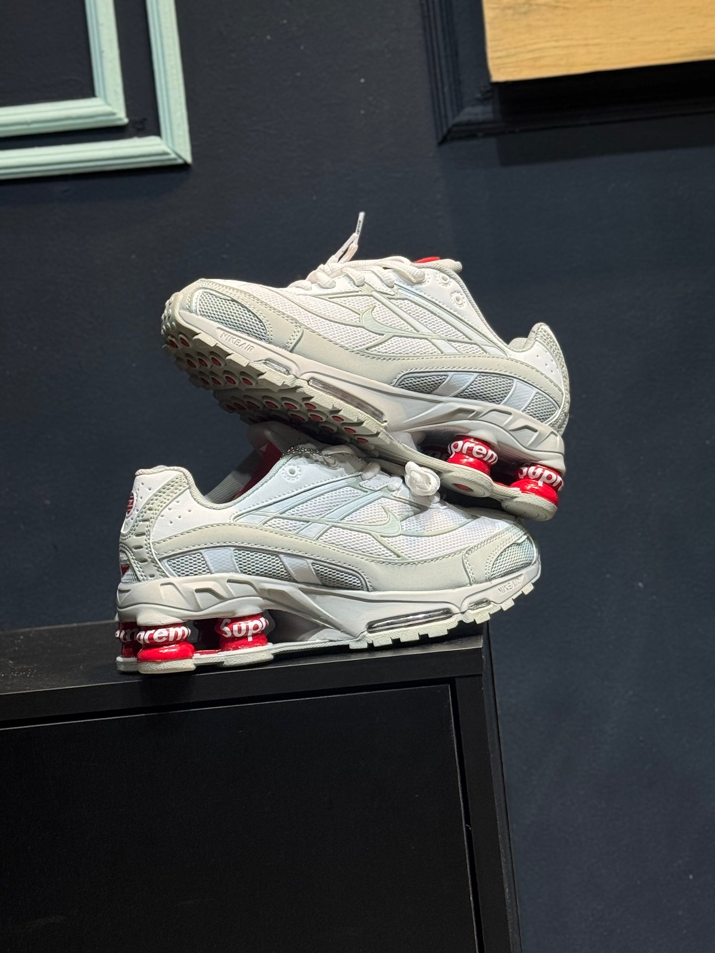 Nike shox x supreme