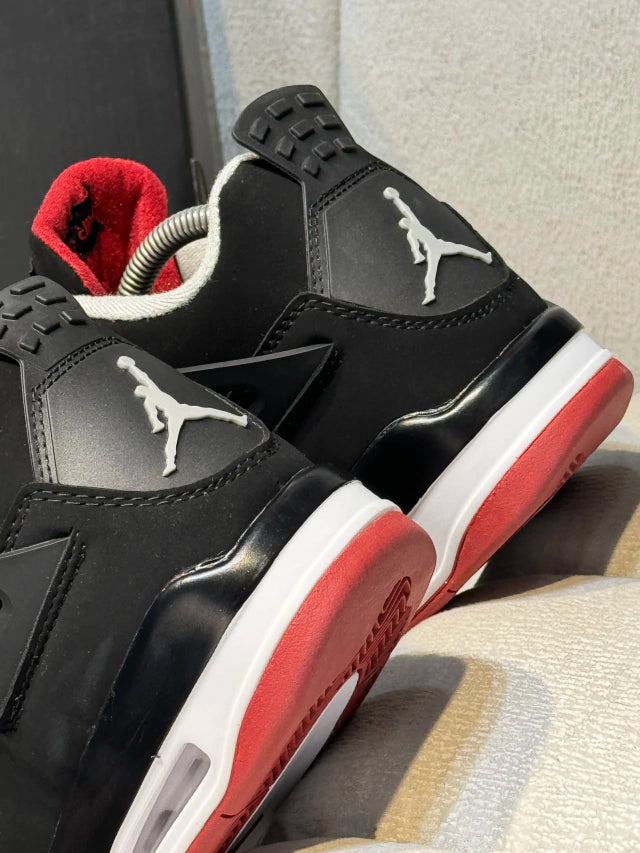 Jordan Retro 4 Bred