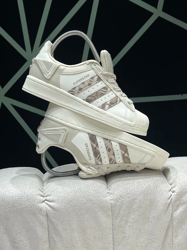 Adidas Superstar
